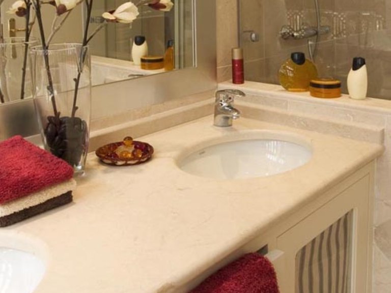 Town House for Sale in Golden Mile, Marbella, Malaga 32