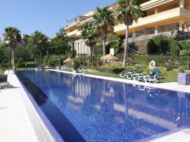 Apartment for Sale in Sierra Blanca, Marbella, Malaga 1