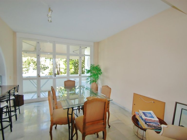 Apartment for Sale in Golden Mile, Marbella, Malaga 10