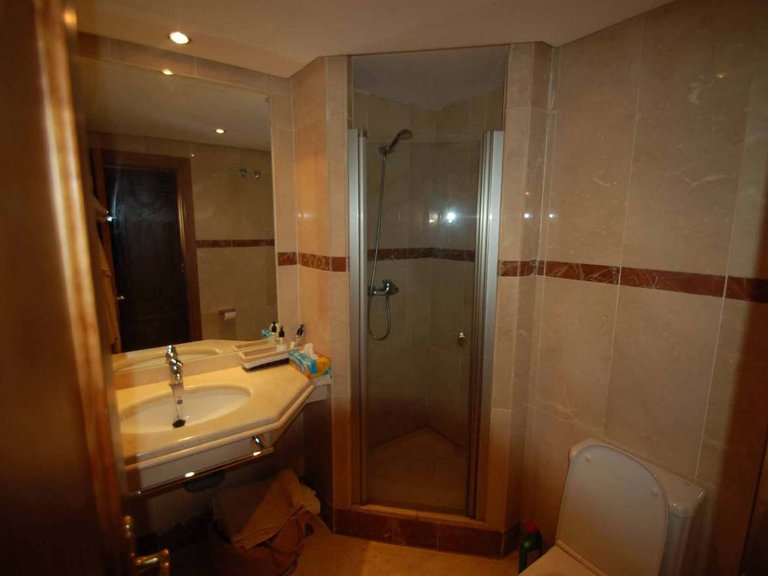 Apartment for Sale in New Golden Mile, Estepona, Malaga 10