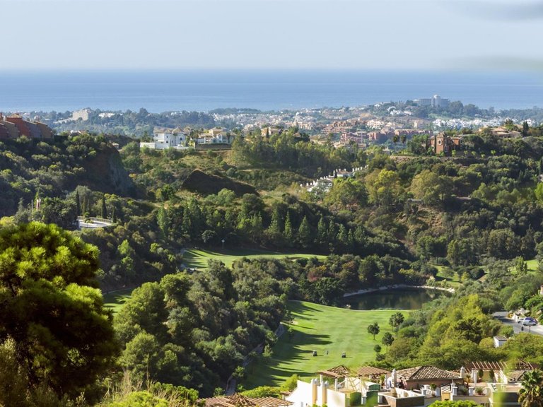 Apartment for Sale in Benahavís, Malaga 4