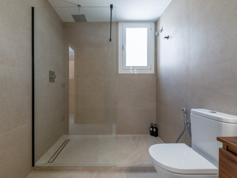 Apartment for Sale in Puerto Banús, Marbella, Malaga 25