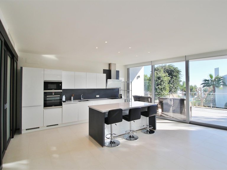 Town House for Sale in Golden Mile, Marbella, Malaga 4