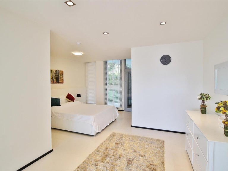 Town House for Sale in Golden Mile, Marbella, Malaga 5