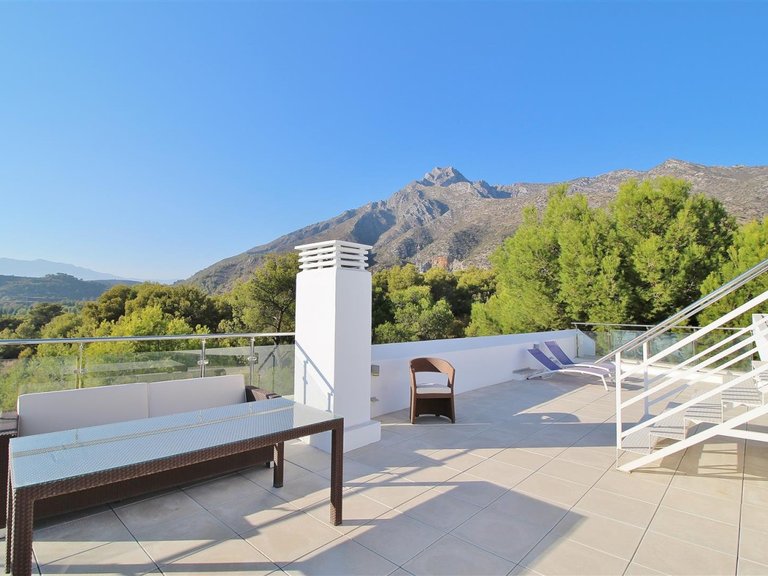 Town House for Sale in Golden Mile, Marbella, Malaga 15