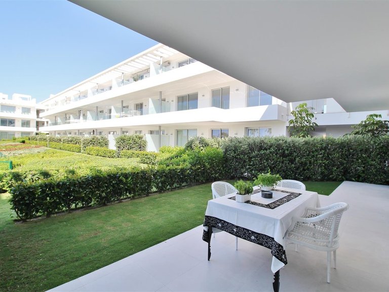 Apartment for Sale in Estepona, Malaga 10