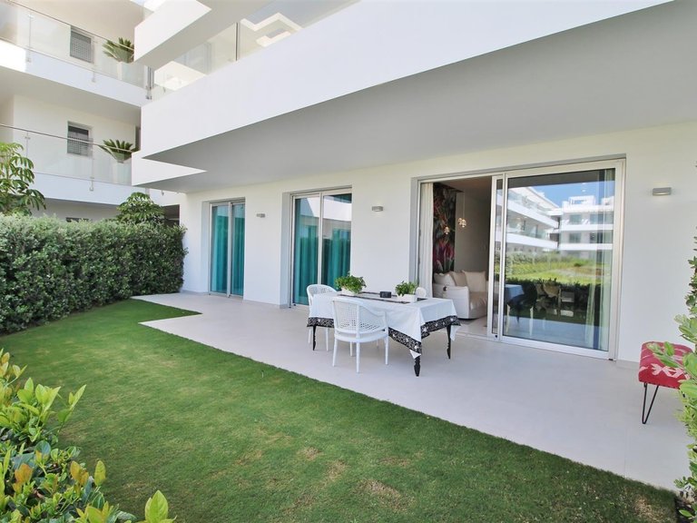 Apartment for Sale in Estepona, Malaga 11
