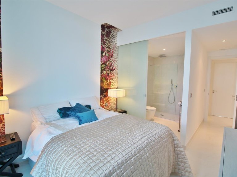 Apartment for Sale in Estepona, Malaga 25