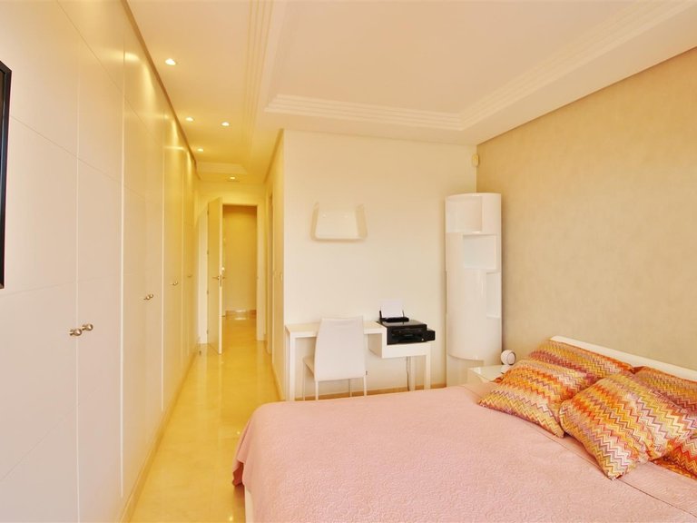 Apartment for Sale in Nueva Andalucía, Marbella, Malaga 16