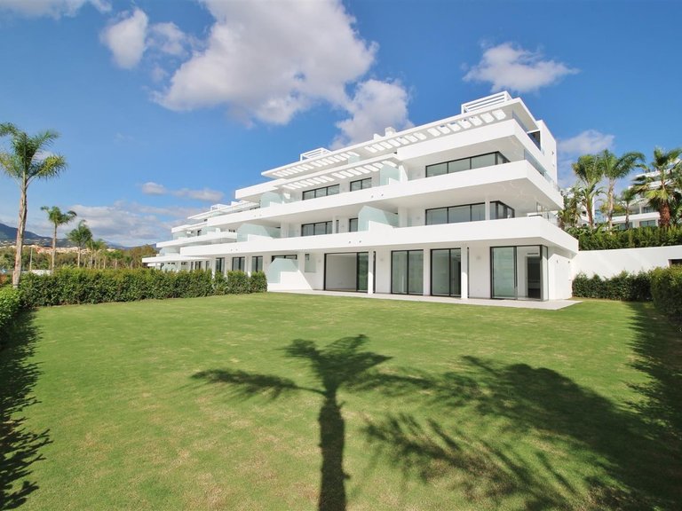 Apartment for Sale in Estepona, Malaga 1