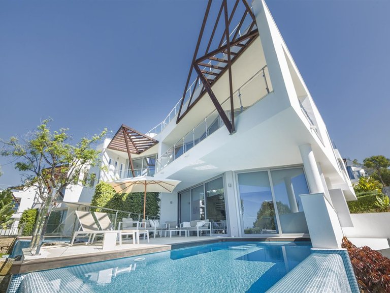 Town House for Sale in Golden Mile, Marbella, Malaga 17