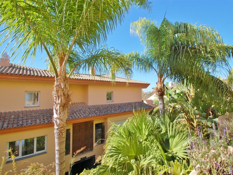 Apartment for Sale in Nueva Andalucía, Marbella, Malaga 14