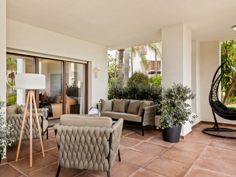 Apartment for Sale in New Golden Mile, Estepona, Malaga 20