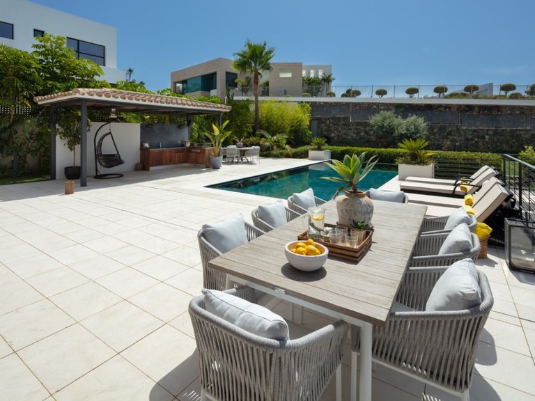 Villa for Sale in Benahavís, Malaga 25