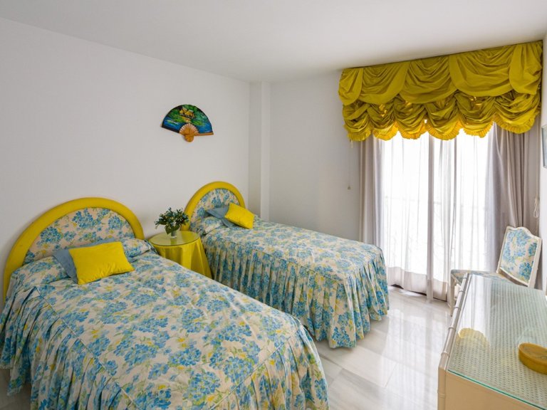 Apartment for Sale in Puerto Banús, Marbella, Malaga 7