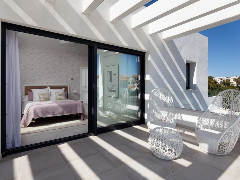 Apartment for Sale in East Estepona, Estepona, Malaga 12