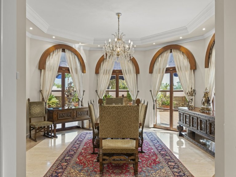 Villa for Sale in Nueva Andalucía, Marbella, Malaga 12