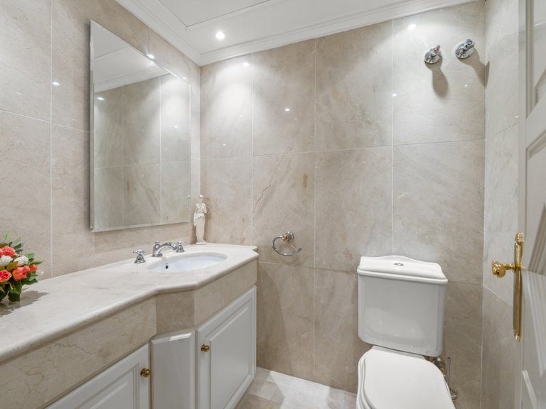 Villa for Sale in Nueva Andalucía, Marbella, Malaga 44