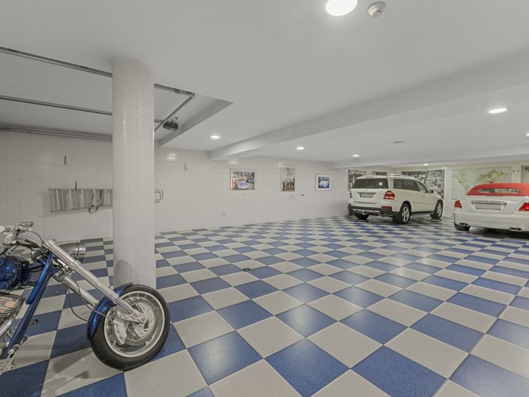 Villa for Sale in Nueva Andalucía, Marbella, Malaga 47