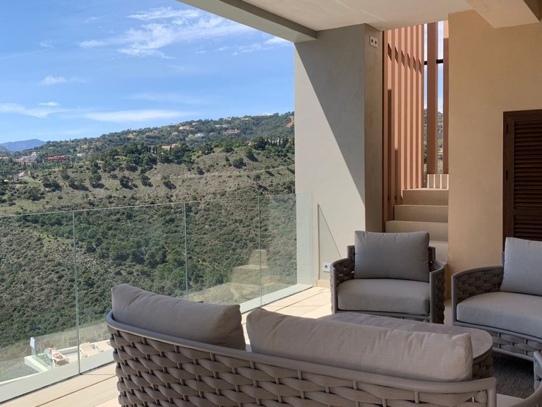 Apartment for Sale in La Quinta Golf, Benahavís, Malaga 31