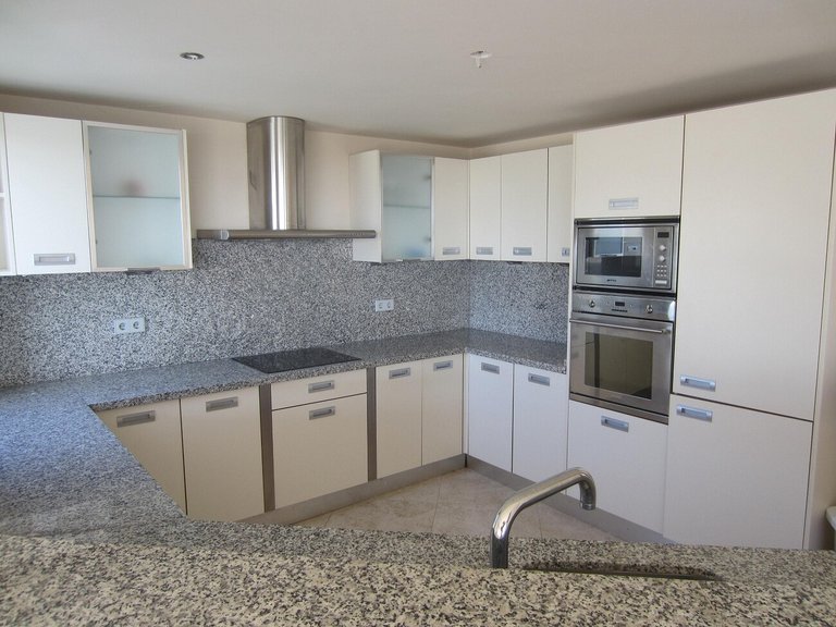 Apartment for Sale in Los Flamingos, Benahavís, Malaga 5