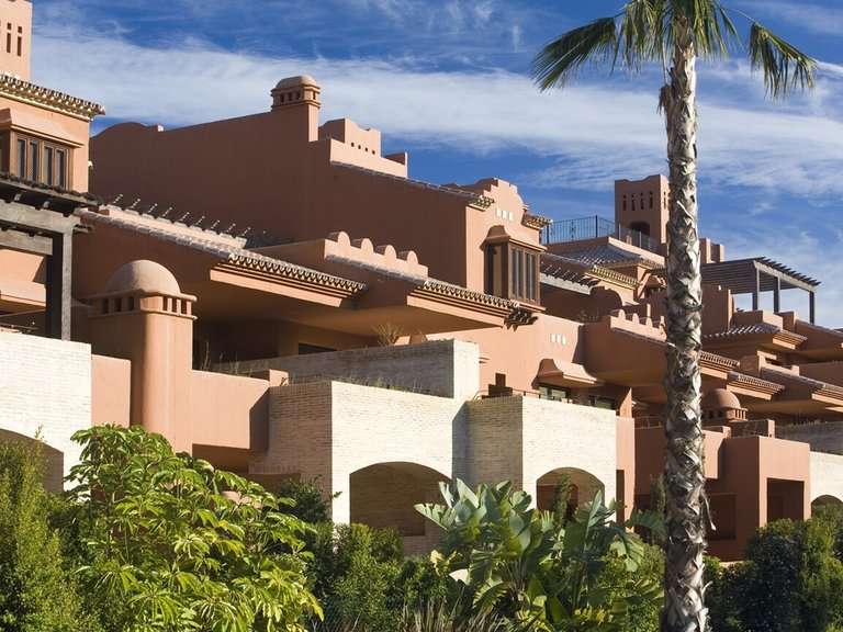 Apartment for Sale in Estepona Playa, Estepona, Malaga 8