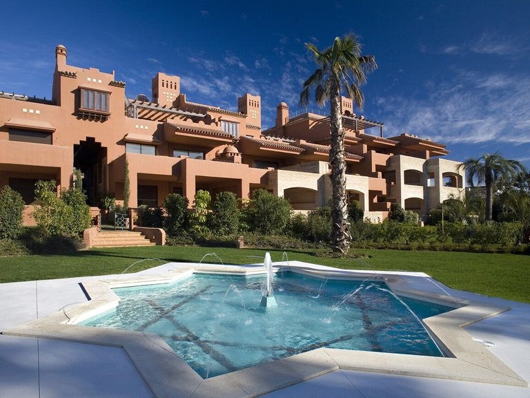 Apartment for Sale in Estepona Playa, Estepona, Malaga 12
