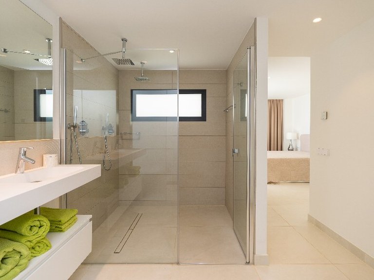 Apartment for Sale in Fuengirola, Malaga 15