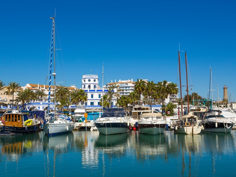 Apartment for Sale in Estepona, Malaga 11