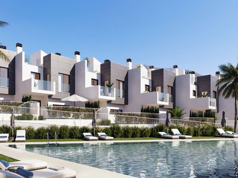 Town House for Sale in Fuengirola, Malaga 9