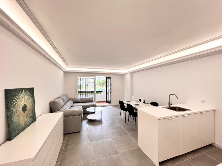 Apartment for Sale in Estepona, Malaga 7