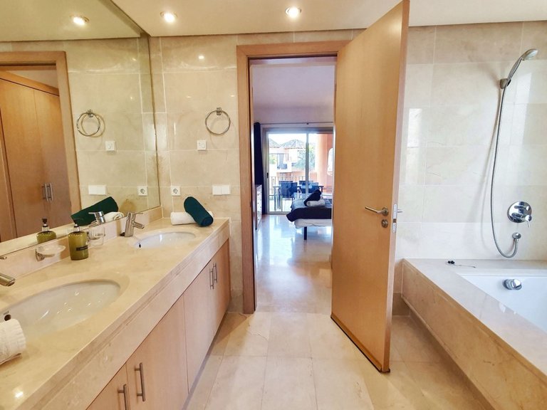 Apartment for Sale in Estepona, Malaga 7