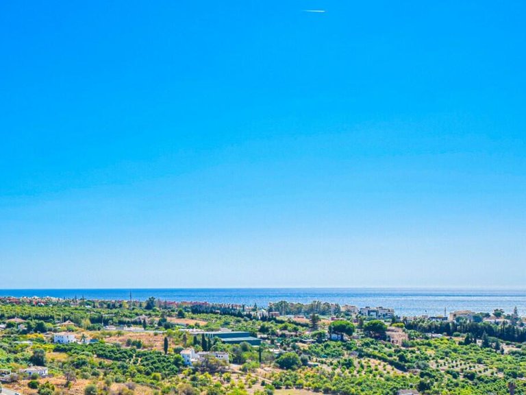 Apartment for Sale in Estepona, Malaga 10