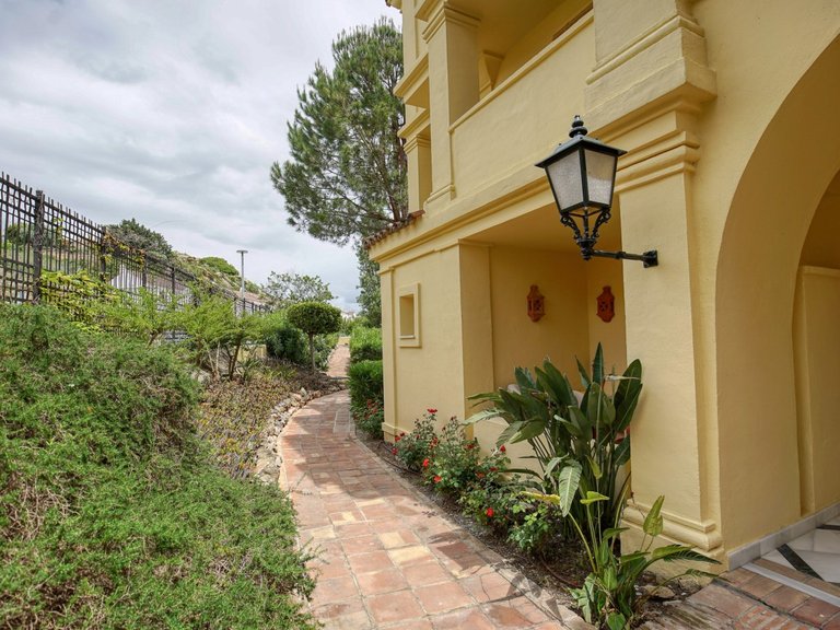 Apartment for Sale in Casares, Malaga 12