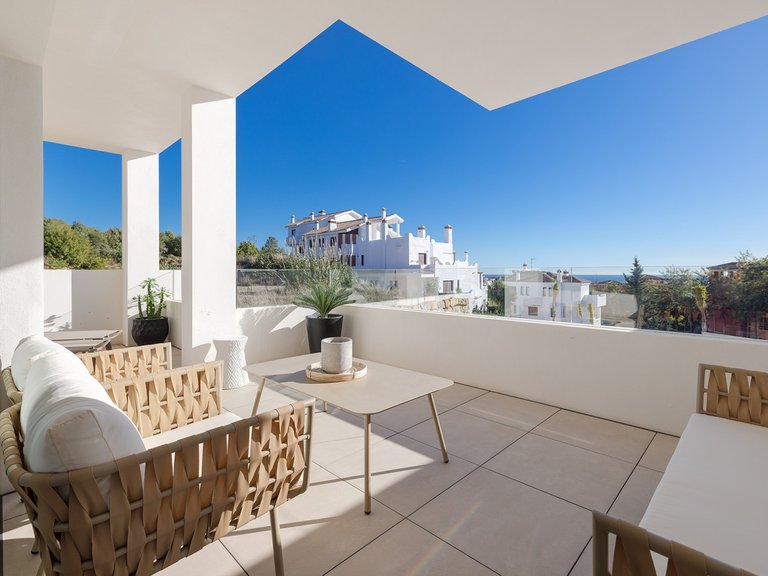 Apartment for Sale in Casares, Malaga 1