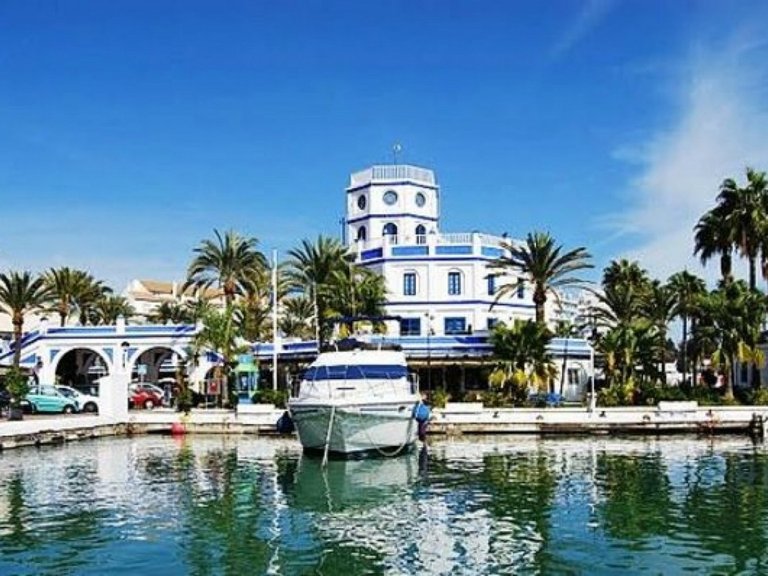 Apartment for Sale in Estepona, Malaga 16