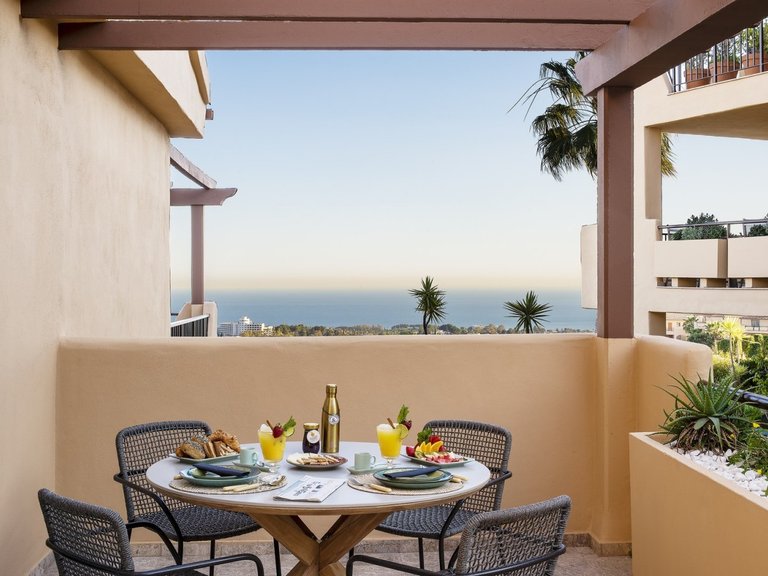 Apartment for Sale in Benahavís, Malaga 25