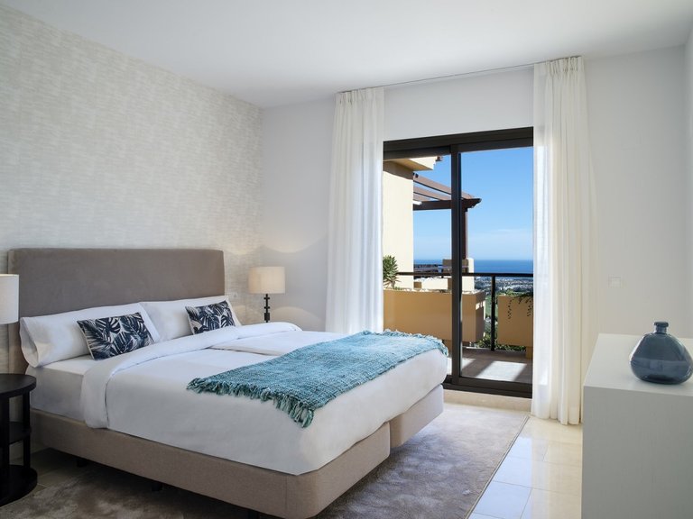 Apartment for Sale in Benahavís, Malaga 5