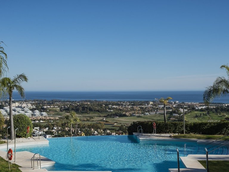 Apartment for Sale in Benahavís, Malaga 12