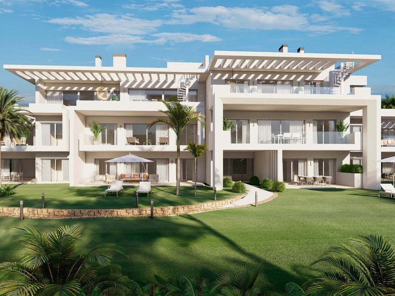 Apartment for Sale in Estepona Golf, Estepona, Malaga 3