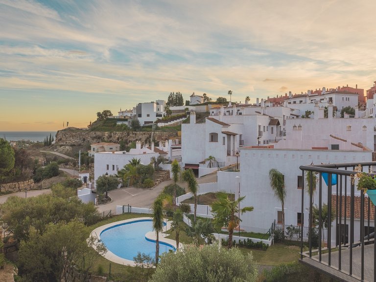 Apartment for Sale in El Paraiso Alto, Estepona, Malaga 19