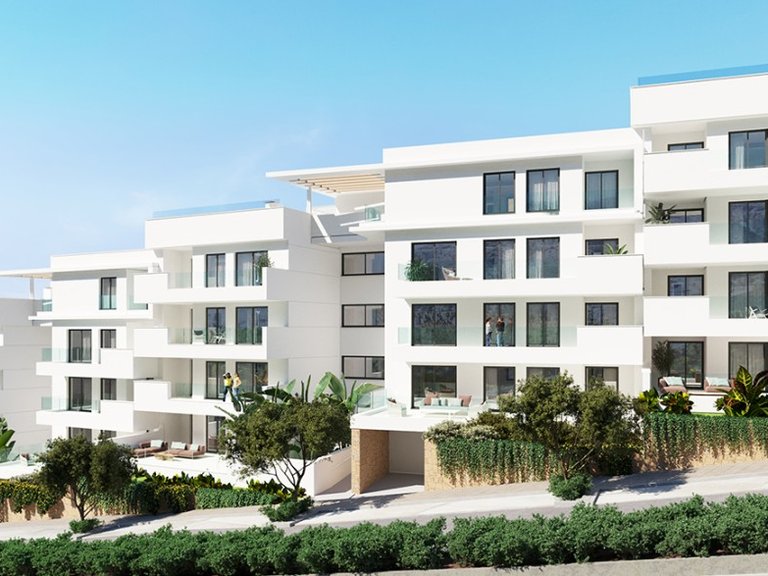 Apartment for Sale in Benalmádena Costa, Benalmadena, Malaga 5