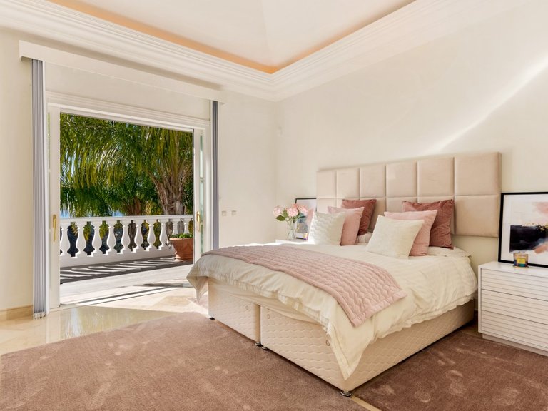 Villa for Sale in La Zagaleta, Benahavís, Malaga 26