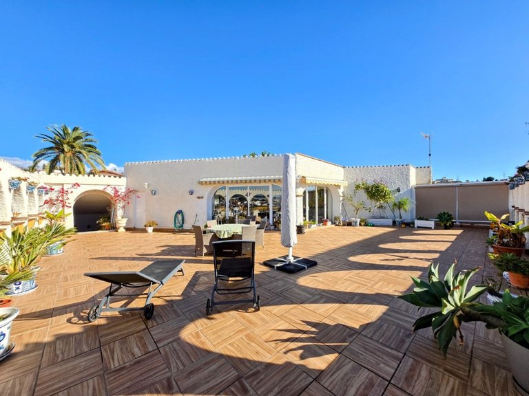 Villa for Sale in Caleta De Vélez, Malaga 4