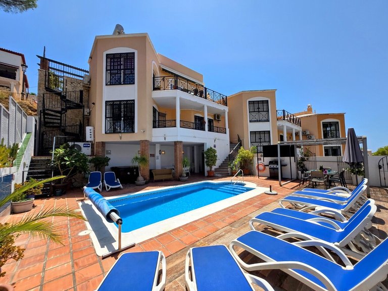 Villa for Sale in Nerja, Malaga 1