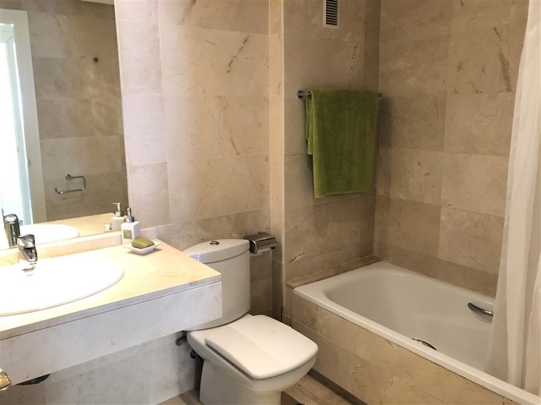 Apartment for Sale in Dama de Noche, Marbella, Malaga 16