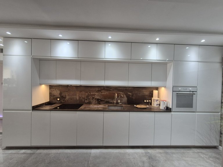 Apartment for Sale in Artola Alta, Marbella, Malaga 16