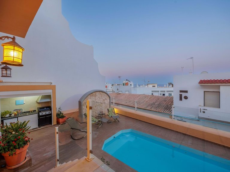 Villa for Sale in Albufeira, Algarve, Portugal 31