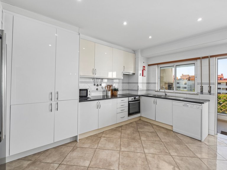 Apartment for Sale in Albufeira, Algarve, Portugal 12