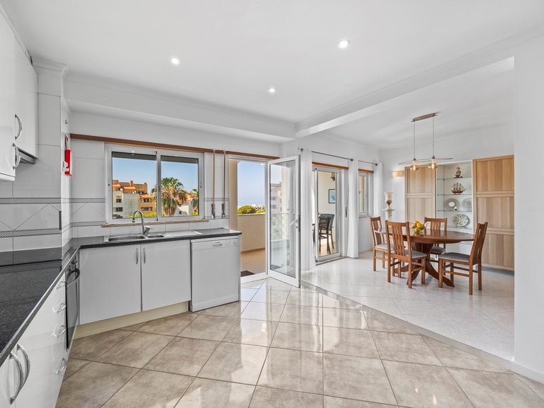 Apartment for Sale in Albufeira, Algarve, Portugal 13